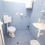 Garden Center Apartment *