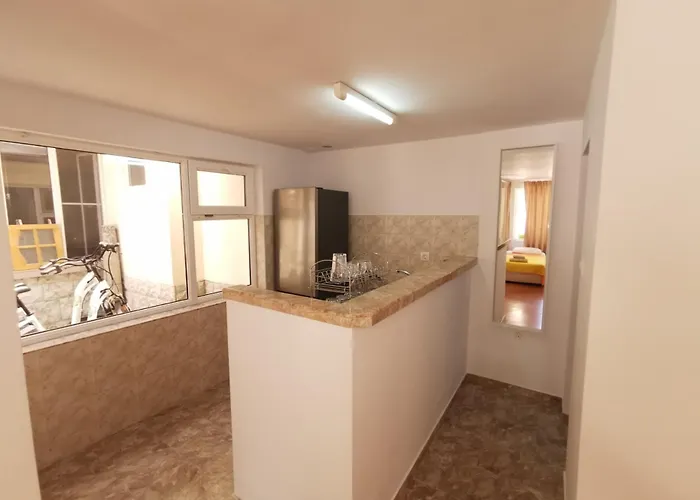 Garden Center 公寓 *